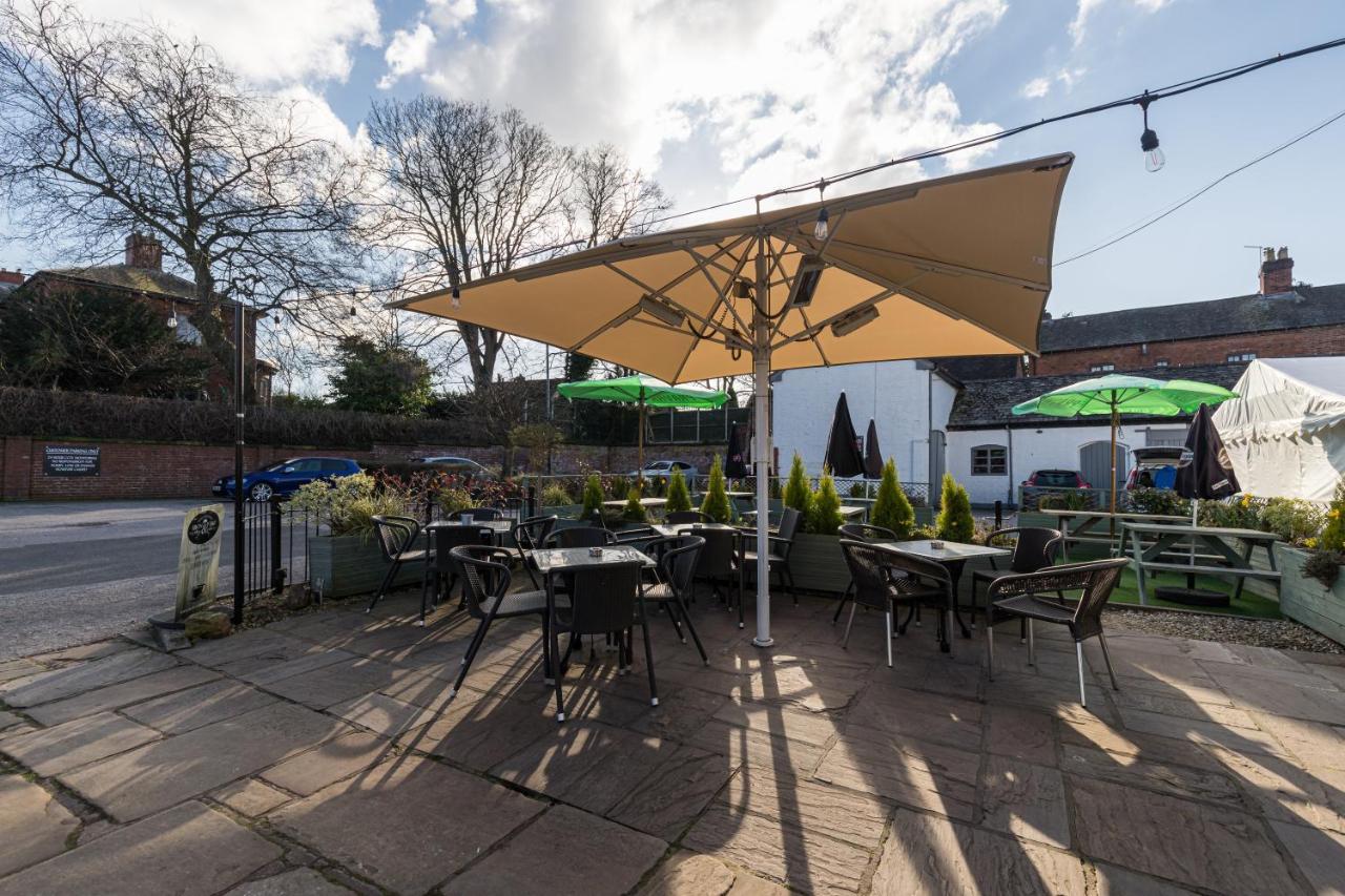 Hotel The Littleton Arms Penkridge Zewnętrze zdjęcie
